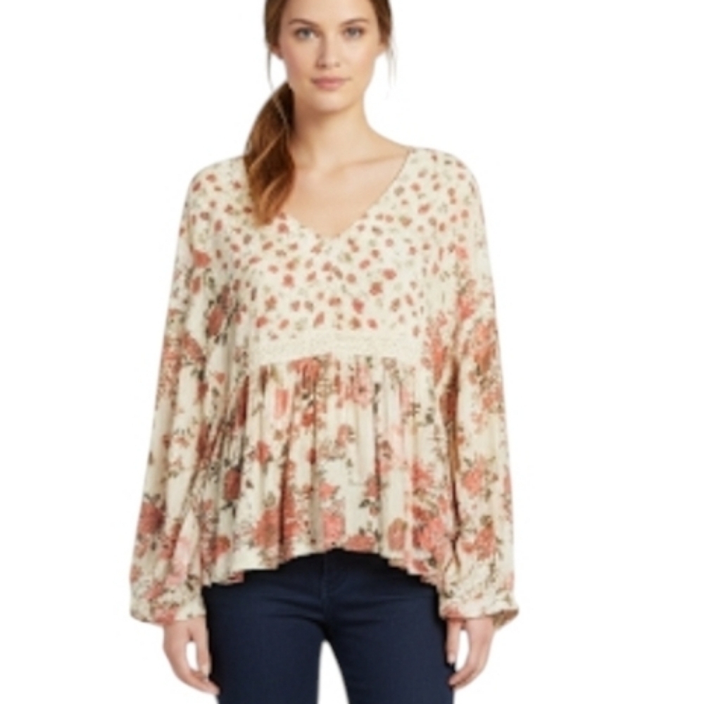 Chelsea & Violet Floral Cream and Pink Top